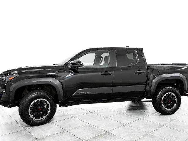 Used 2024 Toyota Tacoma TRD Off-Road AWD/4WD image 4