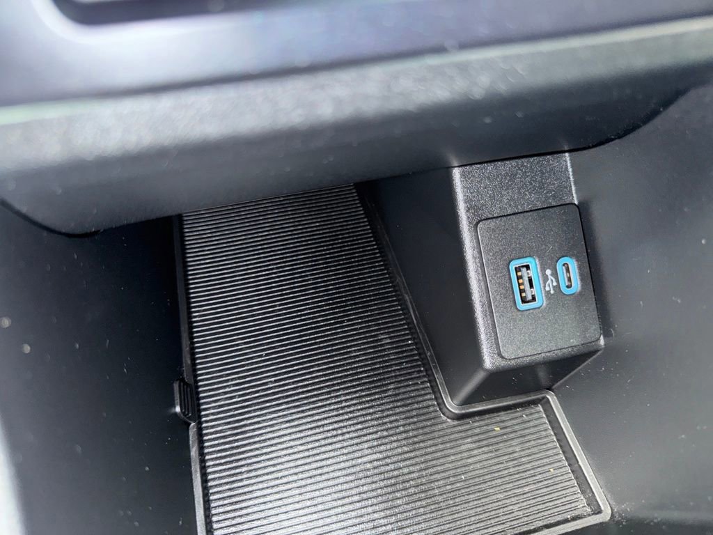 Certified 2023 Ford Edge Titanium image 33