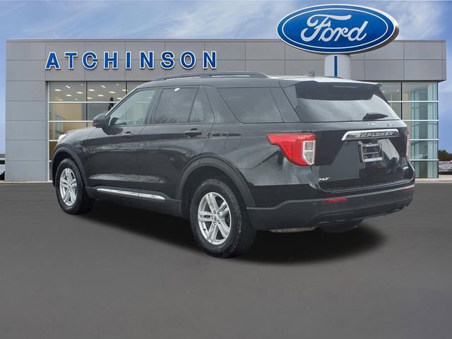 Certified 2024 Ford Explorer XLT image 2