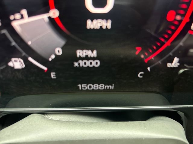 Used 2025 GMC Yukon AT4 w/ AT4 Premium Plus Package image 15