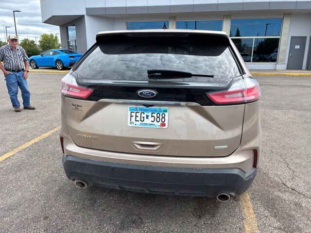 Certified 2020 Ford Edge SE FWD image 5