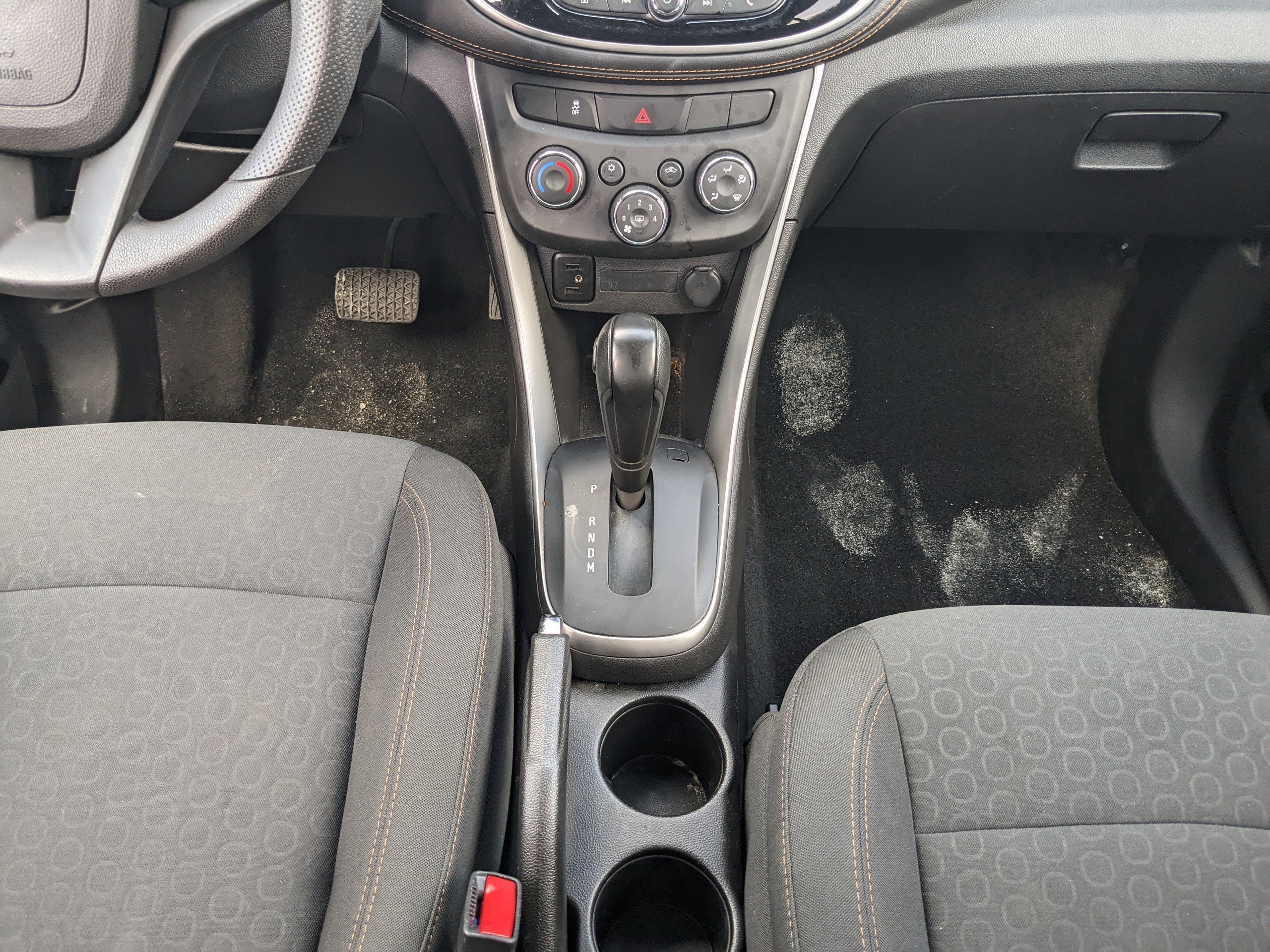 Used 2022 Chevrolet Trax LS w/ Tint and Cruise Package image 16