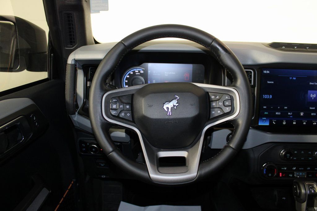 Certified 2023 Ford Bronco Badlands image 15