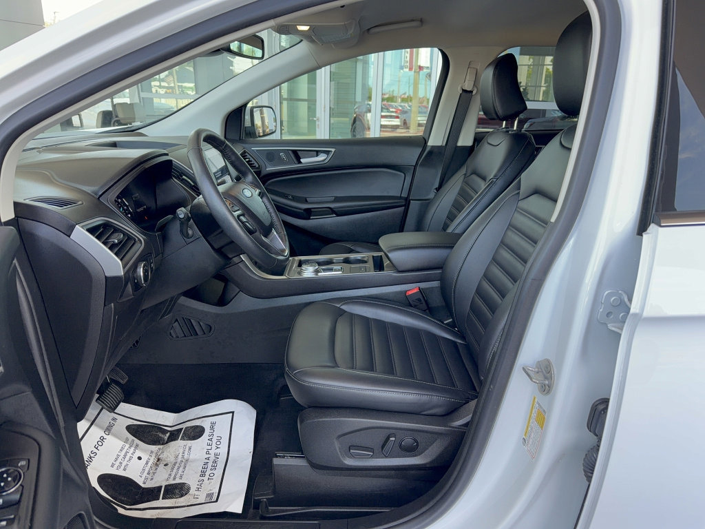 Certified 2024 Ford Edge SEL w/ Convenience Package image 12