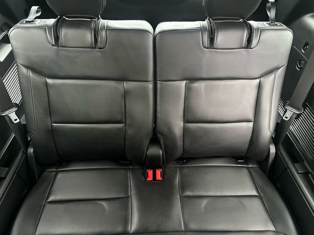 Certified 2022 Ford Explorer XLT w/ Equipment Group 202A image 24
