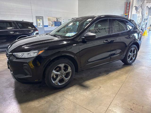 Certified 2023 Ford Escape ST-Line AWD/4WD image 9