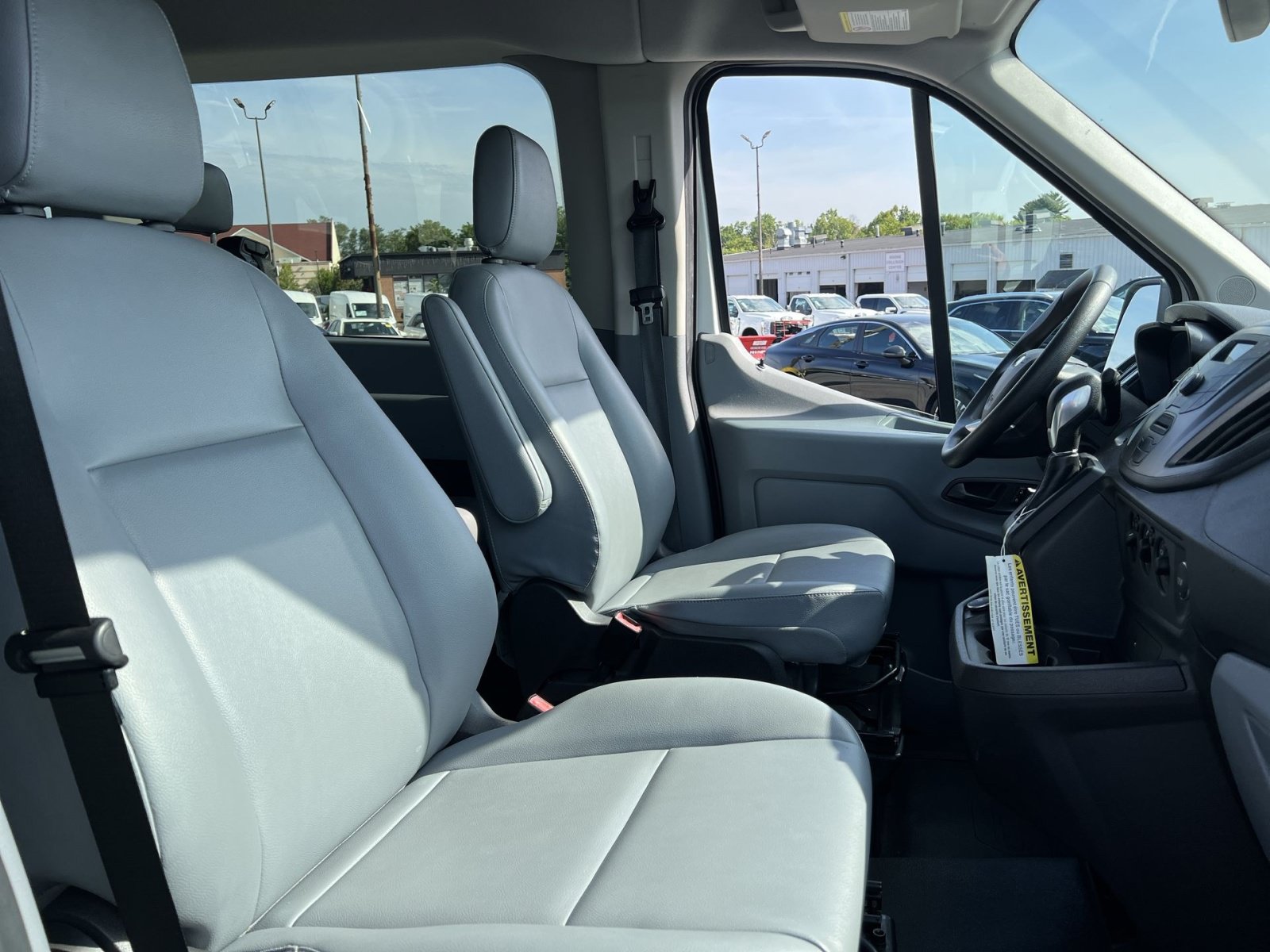 Certified 2017 Ford Transit 350 XL RWD image 25
