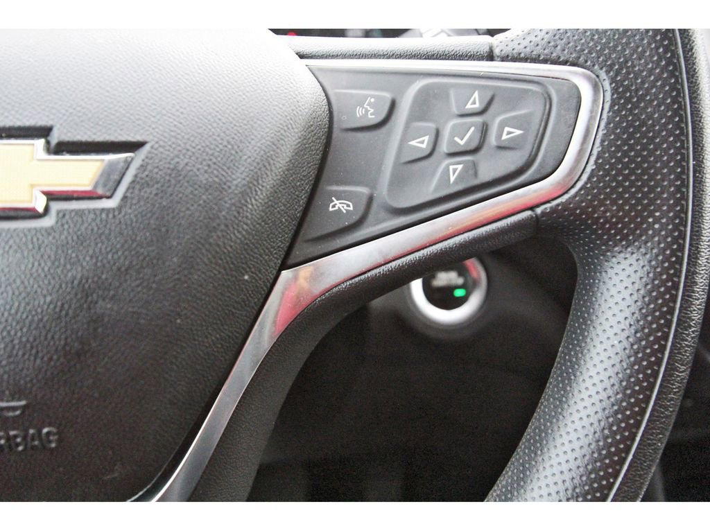 Used 2020 Chevrolet Equinox LT image 19