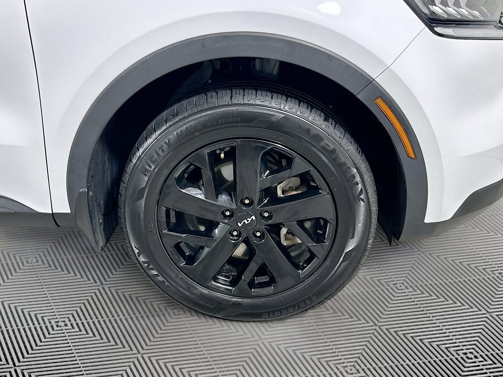 Used 2022 Kia Sorento S w/ Option Group 015 AWD/4WD image 23