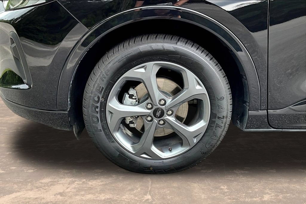 Certified 2024 Ford Escape ST-Line w/ Tech Pack #1 FWD image 33