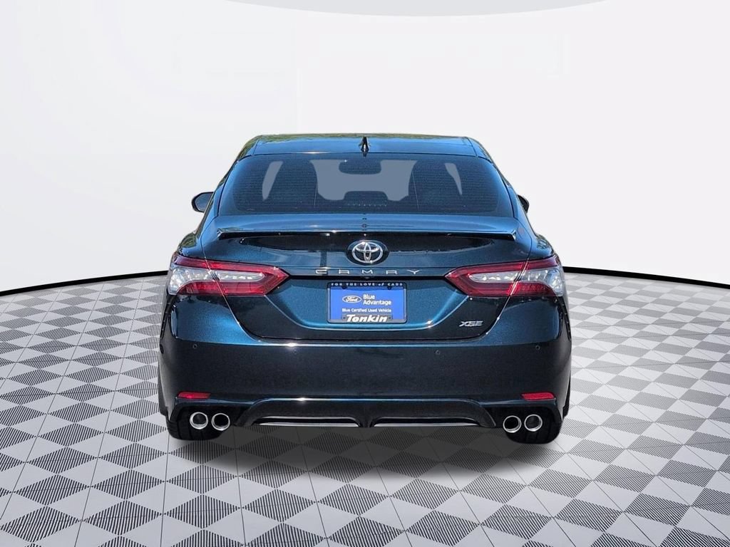 Used 2018 Toyota Camry XSE FWD image 4