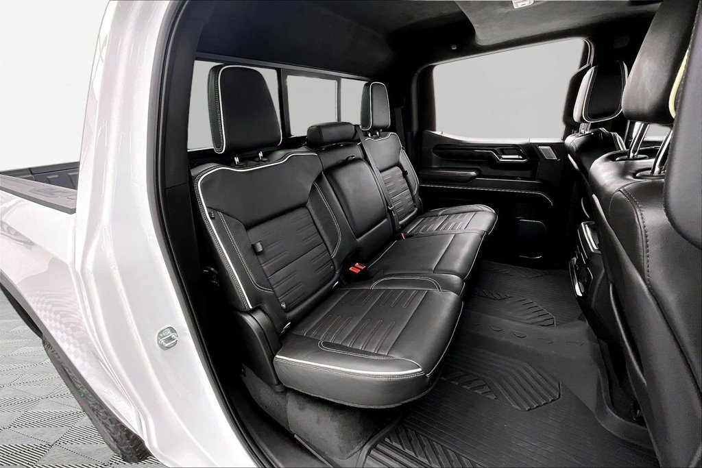 Used 2023 GMC Sierra 1500 AT4X w/ AT4X AEV Edition AWD/4WD image 28