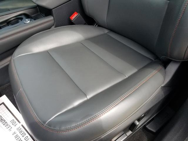 Certified 2025 Ford Explorer Active w/ Active Comfort Package AWD/4WD image 13