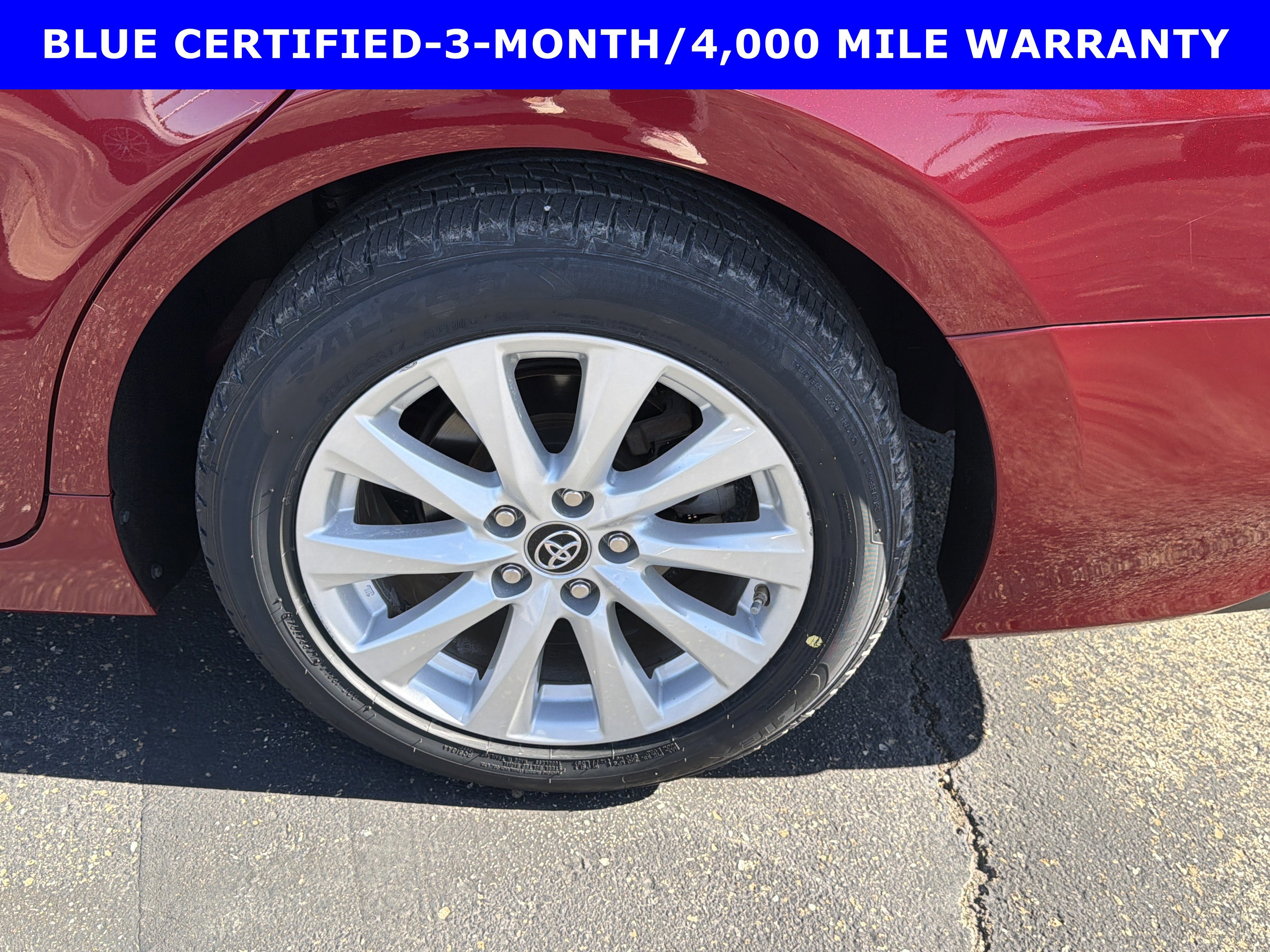 Used 2019 Toyota Camry LE image 4