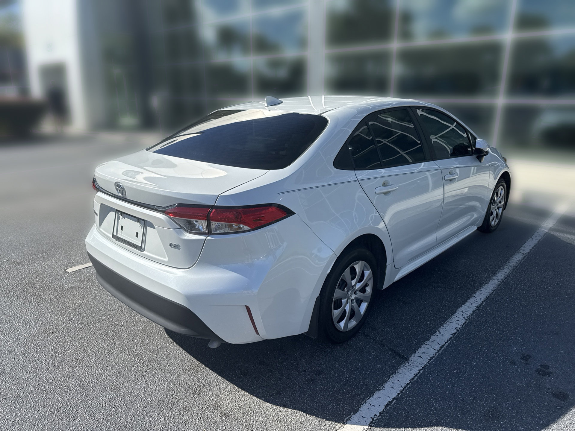 Used 2026 Toyota Corolla LE FWD image 4