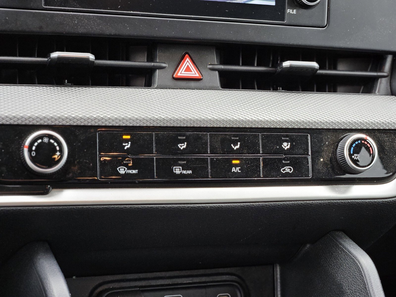 Used 2024 Kia Sportage LX image 23