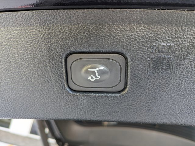 Certified 2021 Ford Edge Titanium image 20