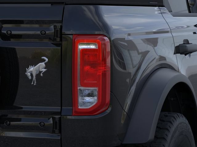 Certified 2025 Ford Bronco Big Bend w/ Black Diamond Package AWD/4WD image 24