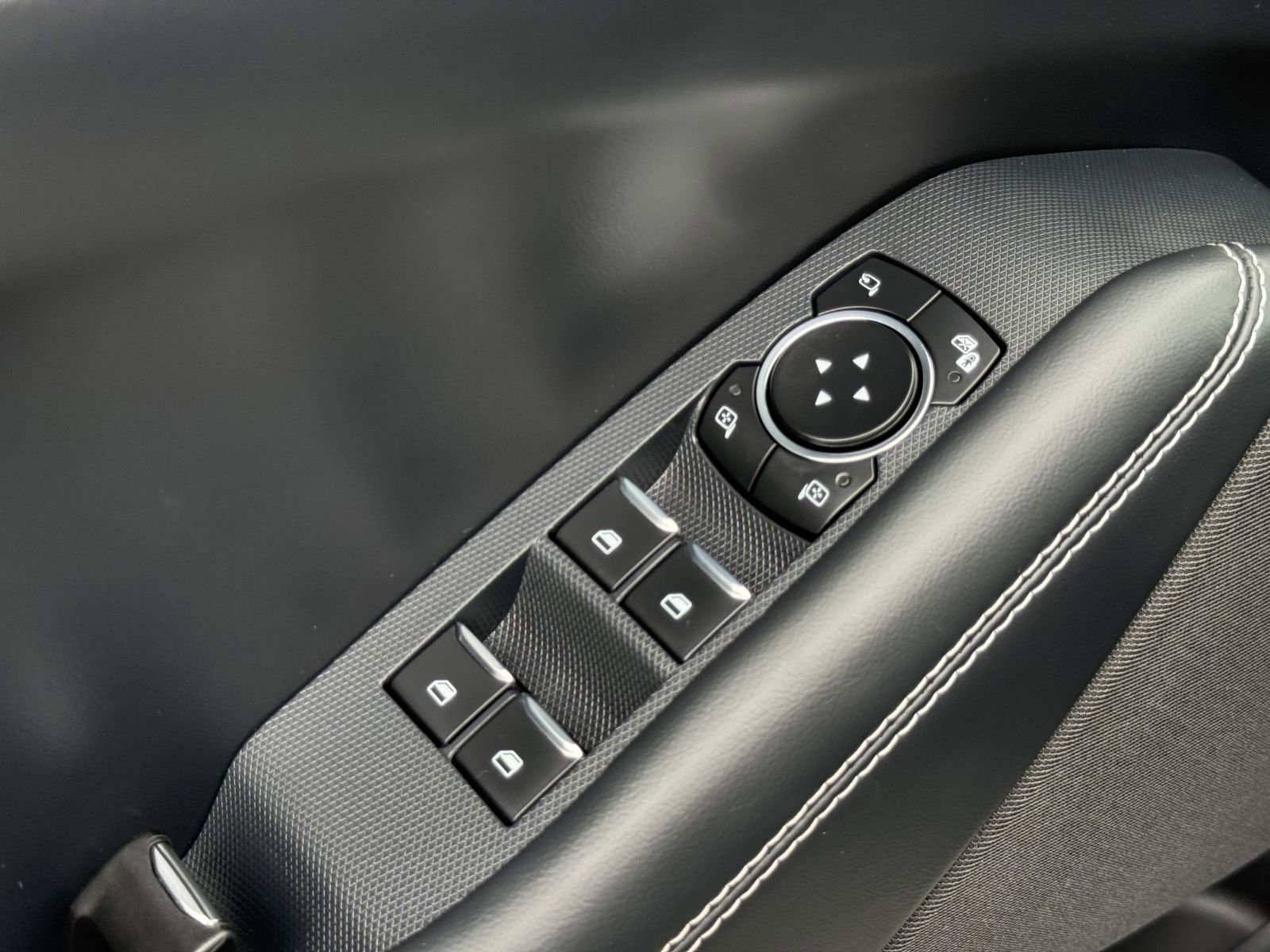 Certified 2024 Ford Mustang Mach-E Select w/ Comfort Package Lite image 19