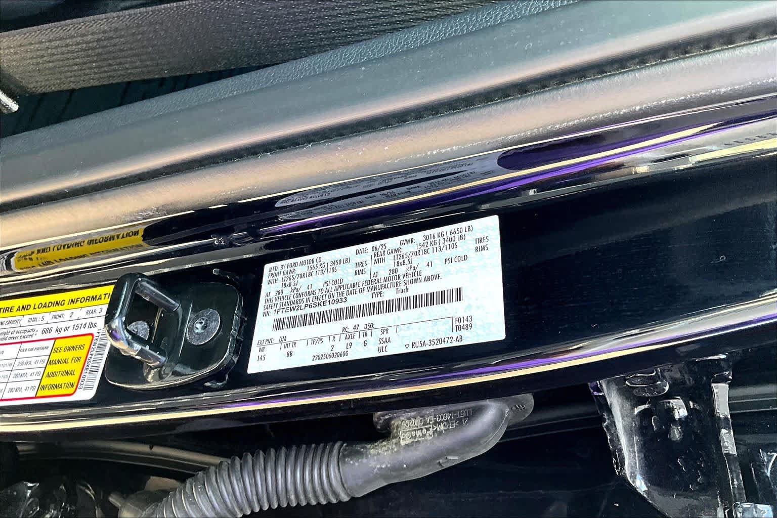 Certified 2025 Ford F150 STX w/ Equipment Group 201A FX4 AWD/4WD image 34