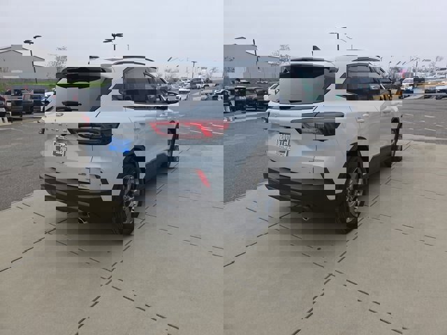 Certified 2025 Ford Escape ST-Line Elite image 5