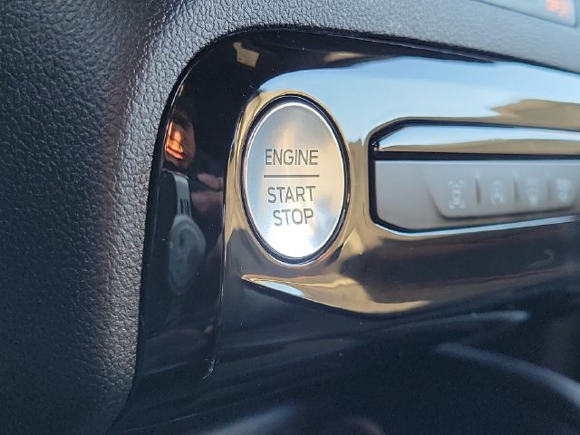 Certified 2024 Ford Escape ST-Line w/ Tech Pack #1 AWD/4WD image 20