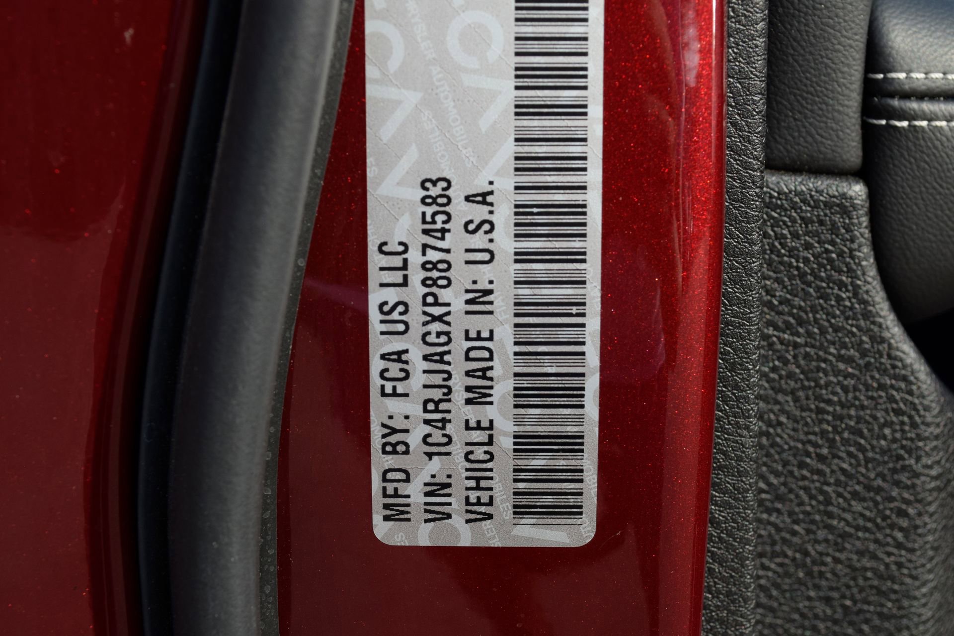 Used 2023 Jeep Grand Cherokee L Laredo image 28