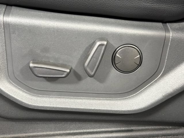 Certified 2022 Ford F250 Lariat AWD/4WD image 26