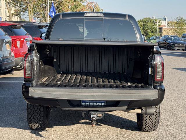 Used 2023 Toyota Tacoma SR5 w/ Technology Package AWD/4WD image 9