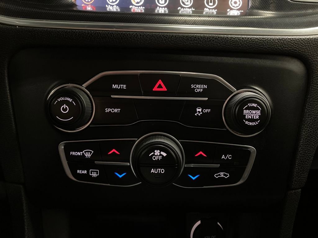 Used 2017 Dodge Charger R/T image 24