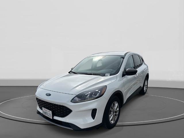 Certified 2022 Ford Escape SE image 2