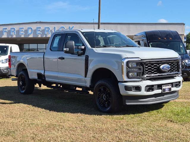 Certified 2025 Ford F250 XL w/ STX Appearance Package AWD/4WD image 2