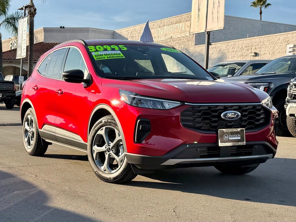 Certified 2025 Ford Escape ST-Line w/ Equipment Group 301A image 2