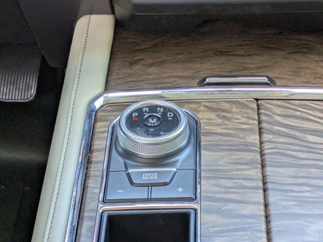 Certified 2021 Ford Expedition Max Platinum image 18