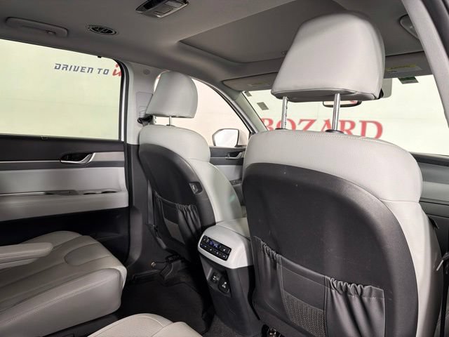 Used 2020 Hyundai Palisade SEL w/ Premium Package FWD image 19