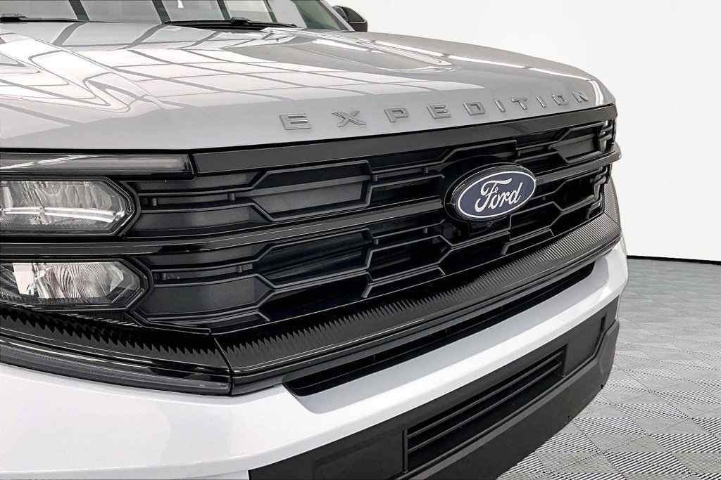 Certified 2026 Ford Expedition Max Active AWD/4WD image 28