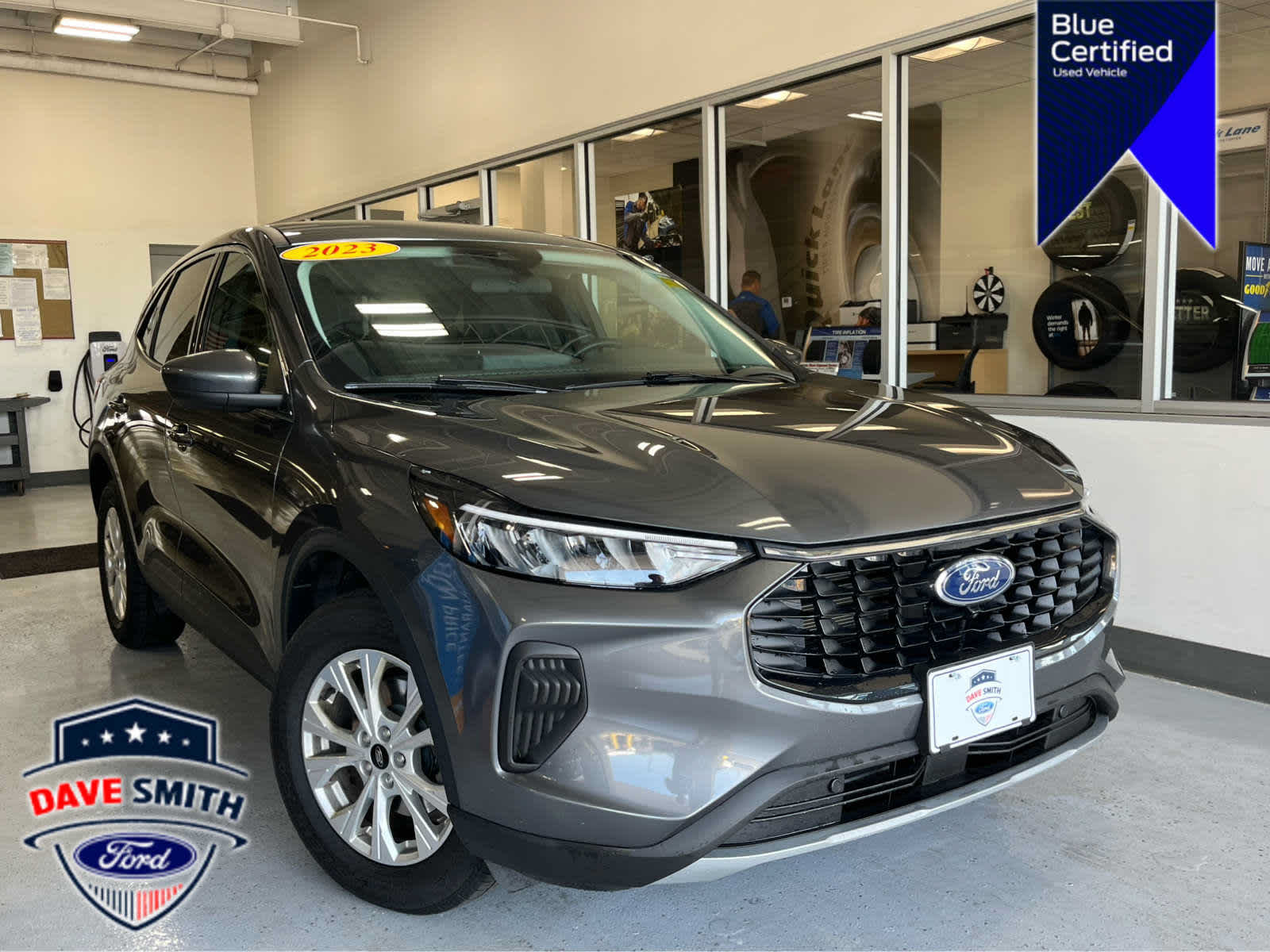 Certified 2023 Ford Escape Active w/ Tech Pack #2 AWD/4WD image 2