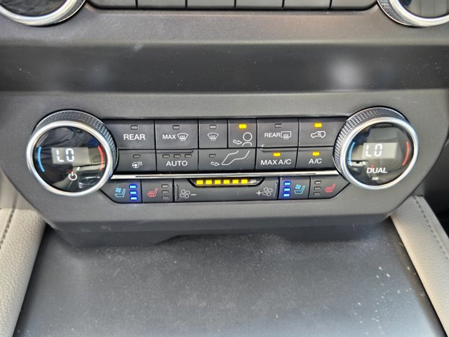 Certified 2019 Ford Expedition XLT w/ Equipment Group 202A image 16