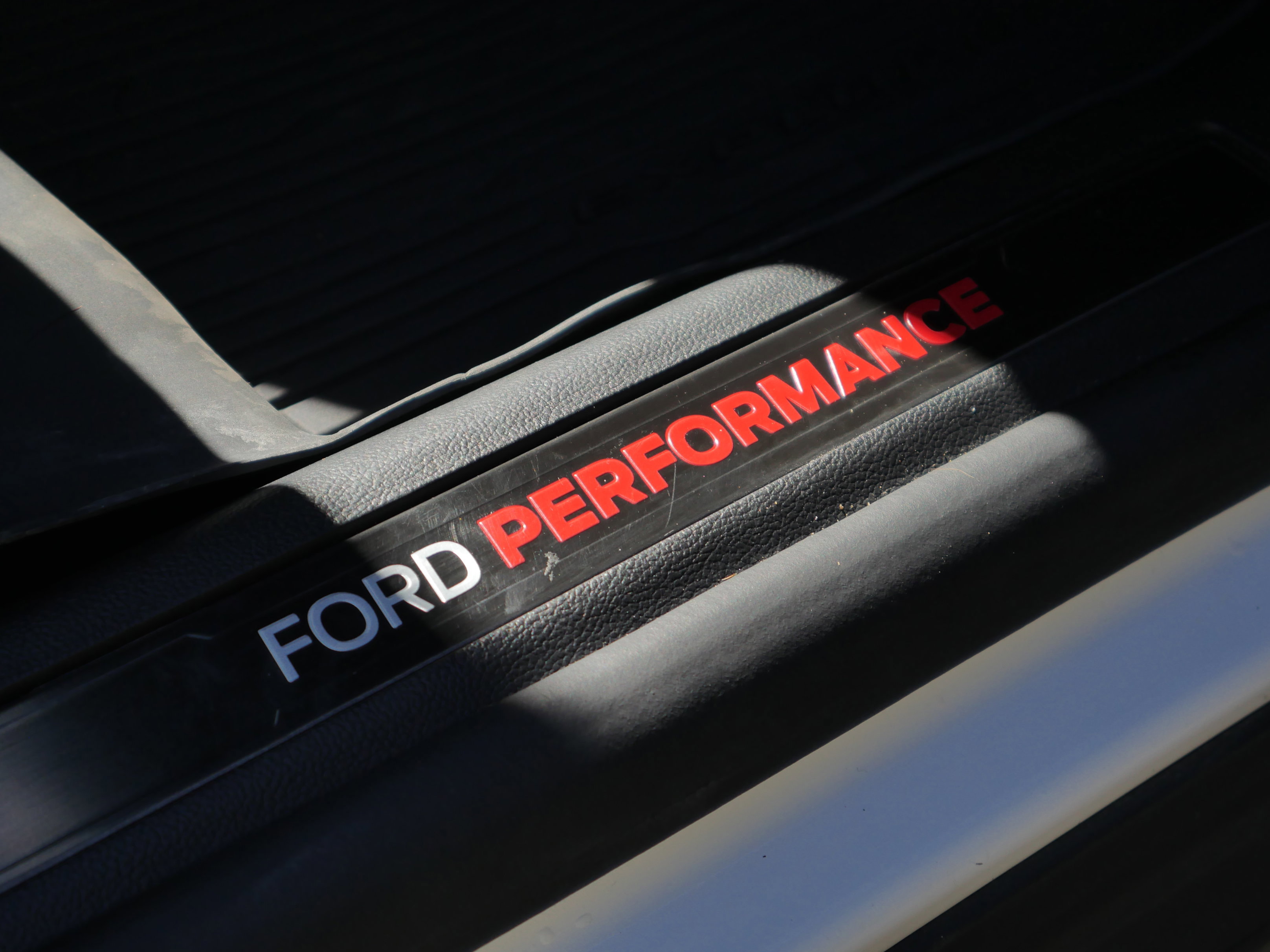 Certified 2025 Ford Explorer ST image 37