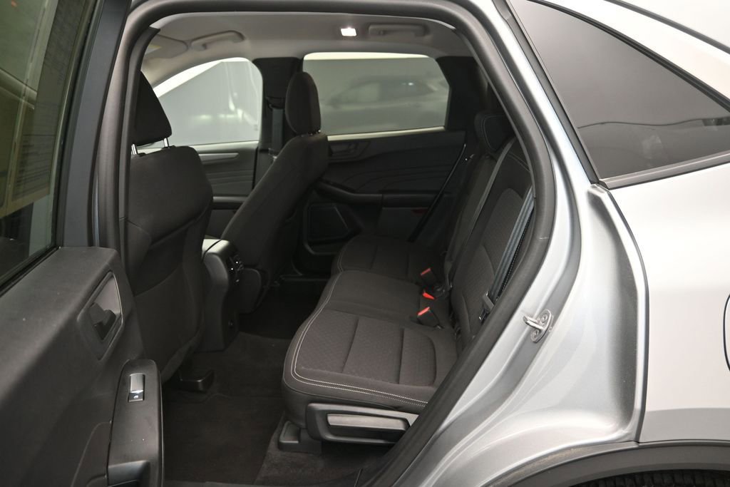 Certified 2024 Ford Escape Active w/ Cold Weather Package FWD image 15