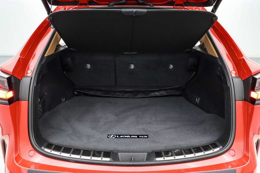 Used 2024 Lexus NX 250 FWD w/ Towing Package (2000 Lbs) image 21