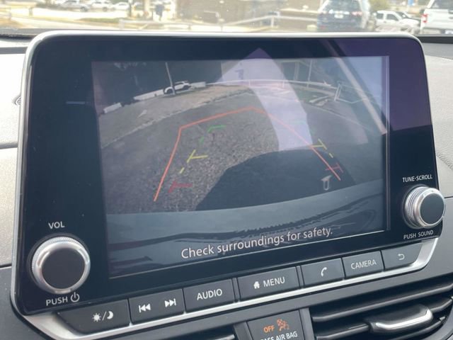 Used 2025 Nissan Altima 2.5 SV image 23