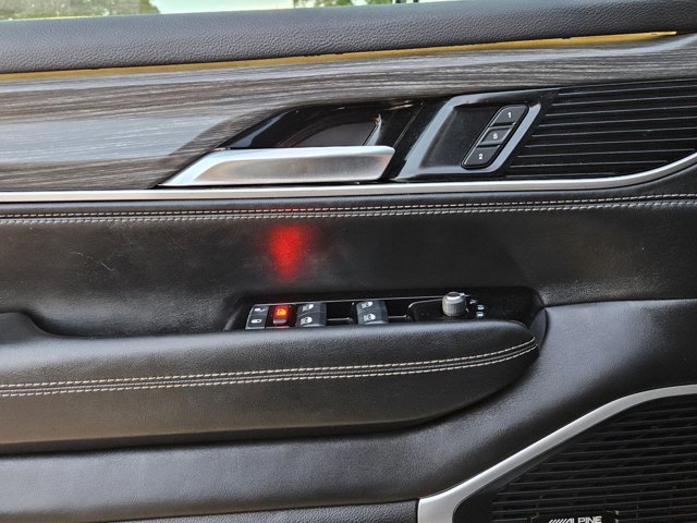 Used 2022 Jeep Wagoneer Series II AWD/4WD image 25