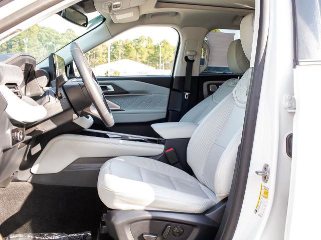 Certified 2025 Ford Explorer Platinum w/ Ultimate Package image 19