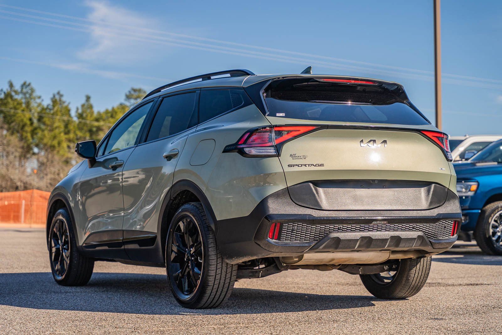 Used 2025 Kia Sportage X-Line image 3