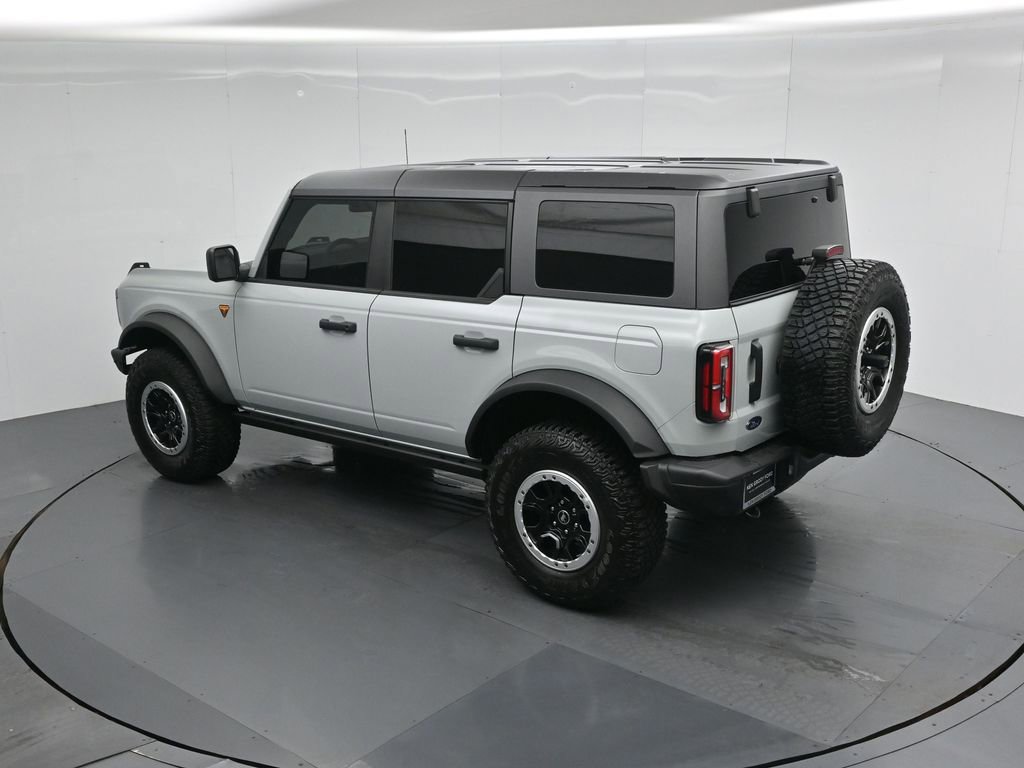 Certified 2024 Ford Bronco Badlands w/ Sasquatch Package image 44