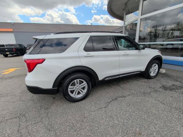 Certified 2023 Ford Explorer XLT w/ Equipment Group 202A AWD/4WD image 8