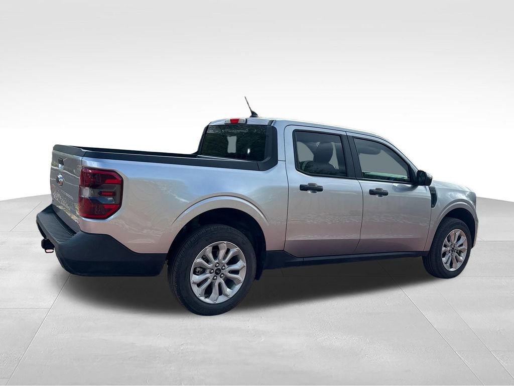 Certified 2023 Ford Maverick XLT w/ Equipment Group 300A Standard AWD/4WD image 9