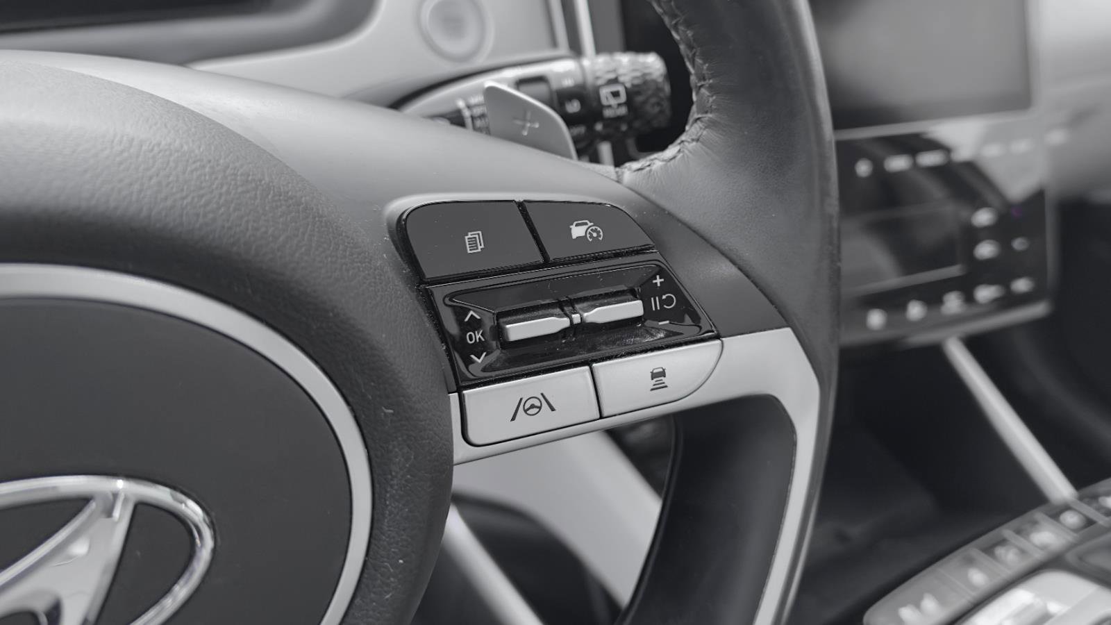 Used 2022 Hyundai Tucson Limited image 18