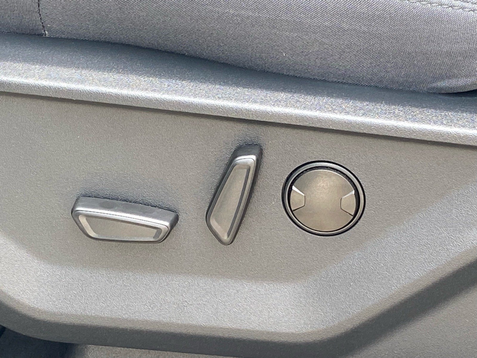 Certified 2025 Ford Expedition Active AWD/4WD image 11